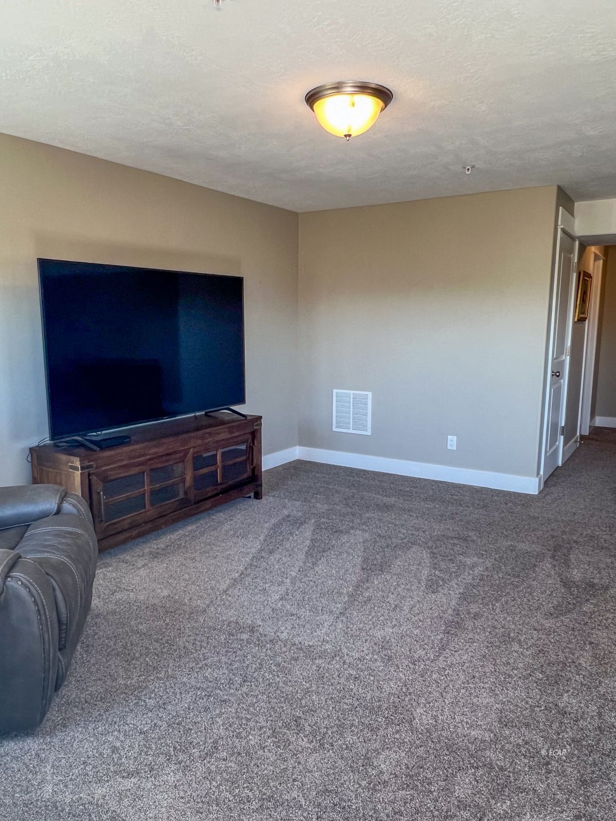 2428 Khoury Lane Property Photo 11