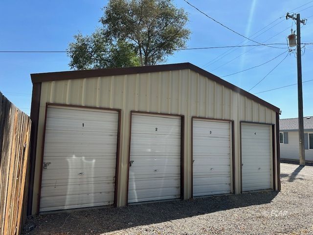 64 E 7th Street Property Photo 16