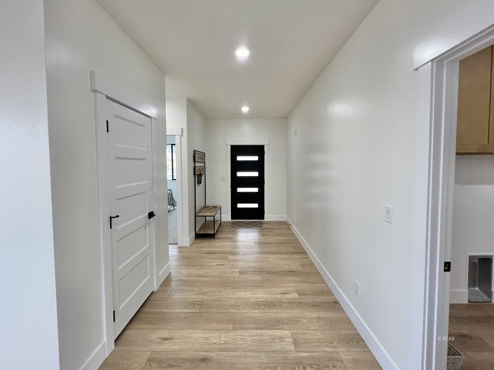 201 Palmers Court Property Photo 4