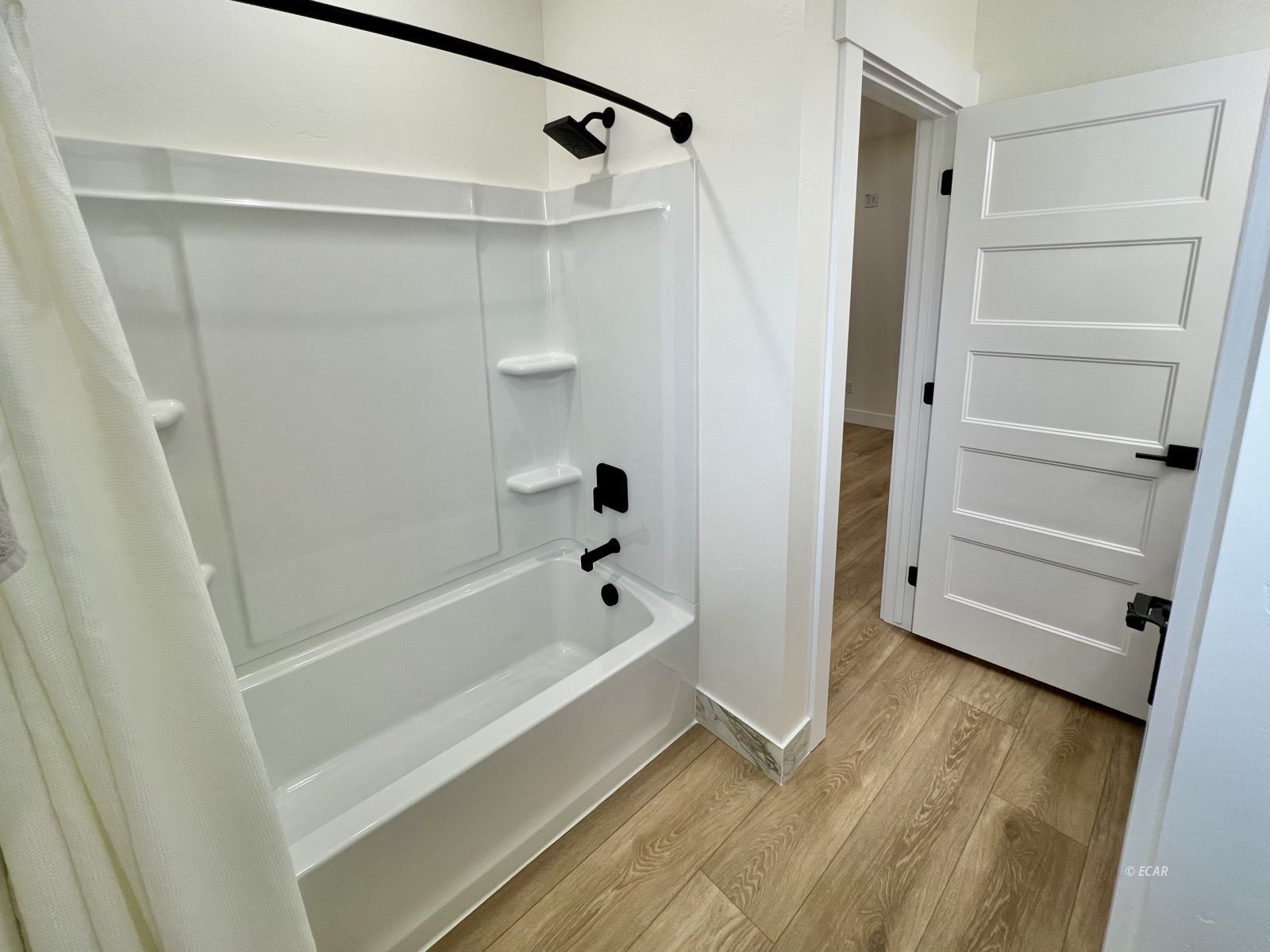 201 Palmers Court Property Photo 20