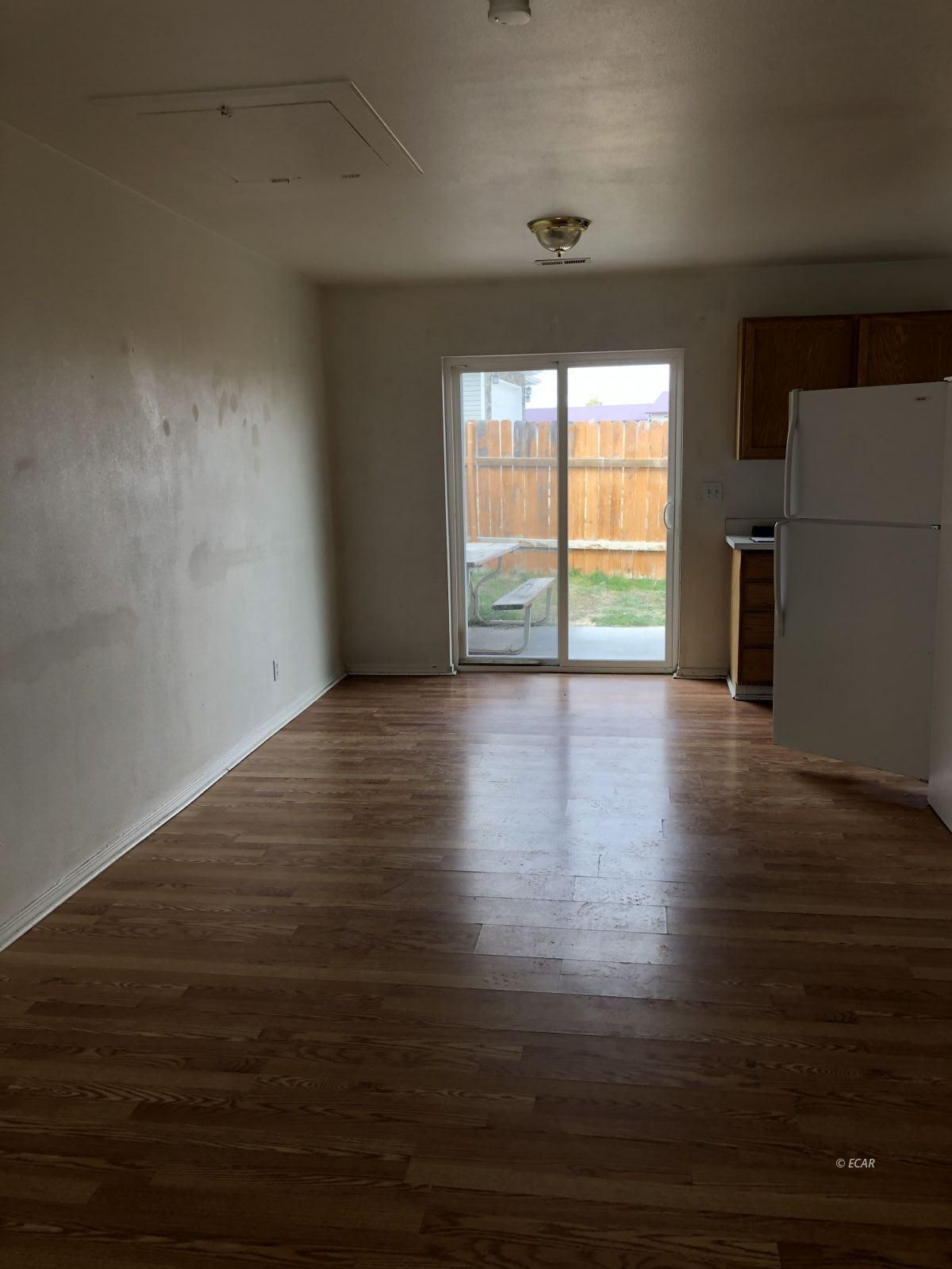 228 Spring Creek Parkway Property Photo 8