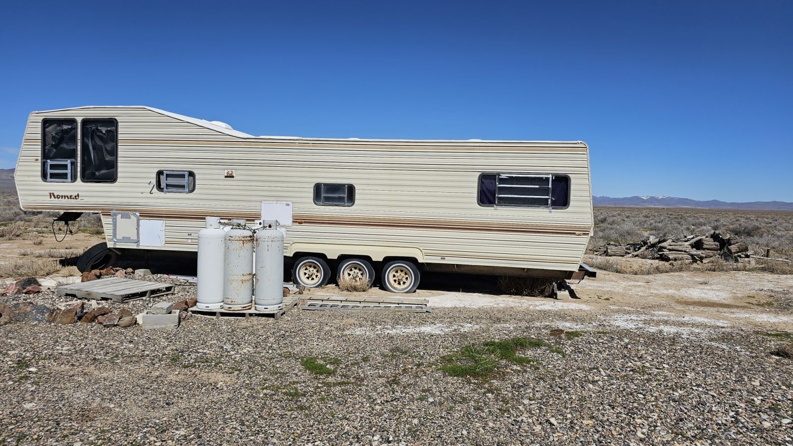 400 Cold Springs Point Road Property Photo 12