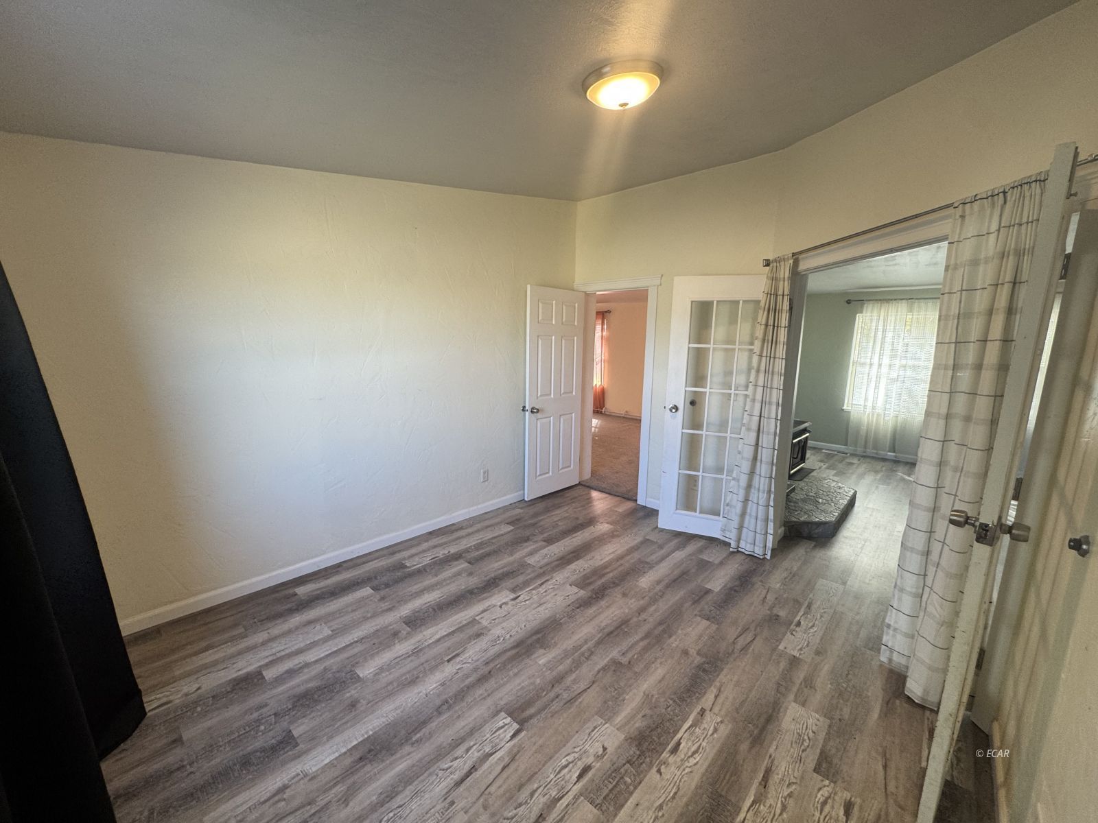 390 Oakshire Drive Property Photo 20