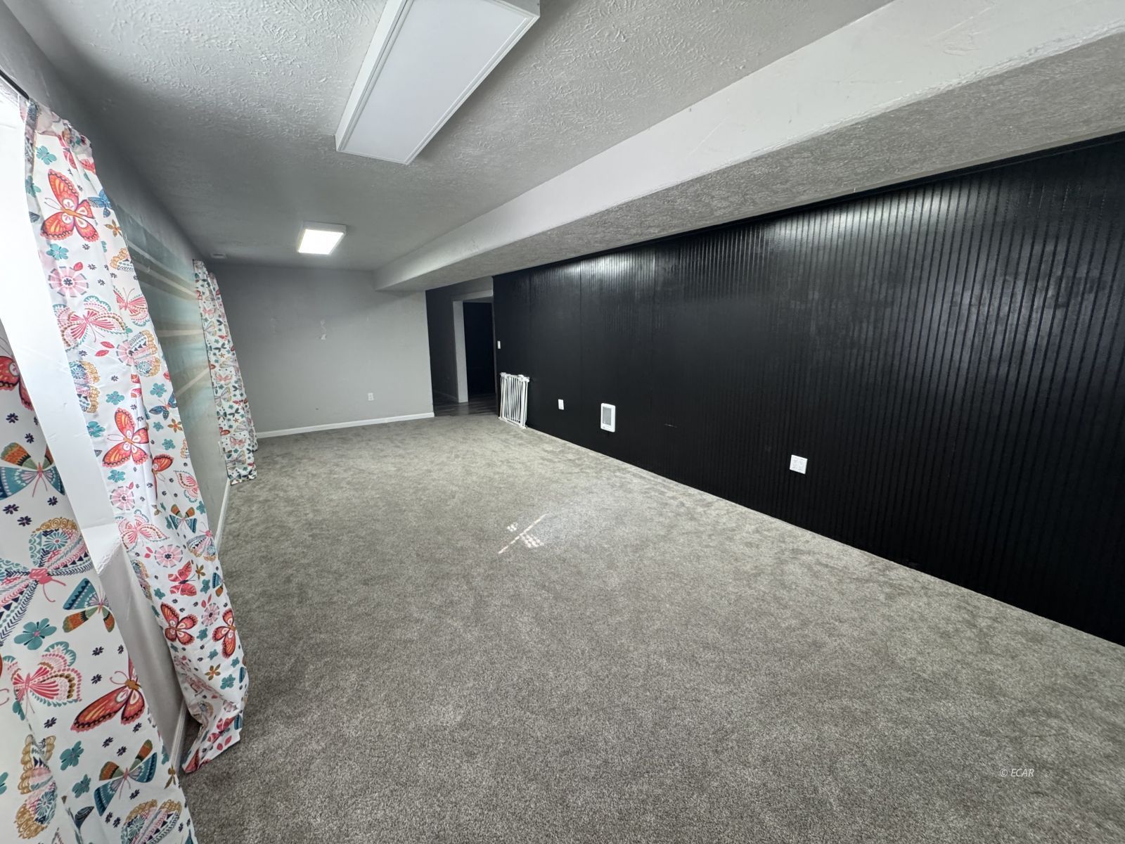390 Oakshire Drive Property Photo 39