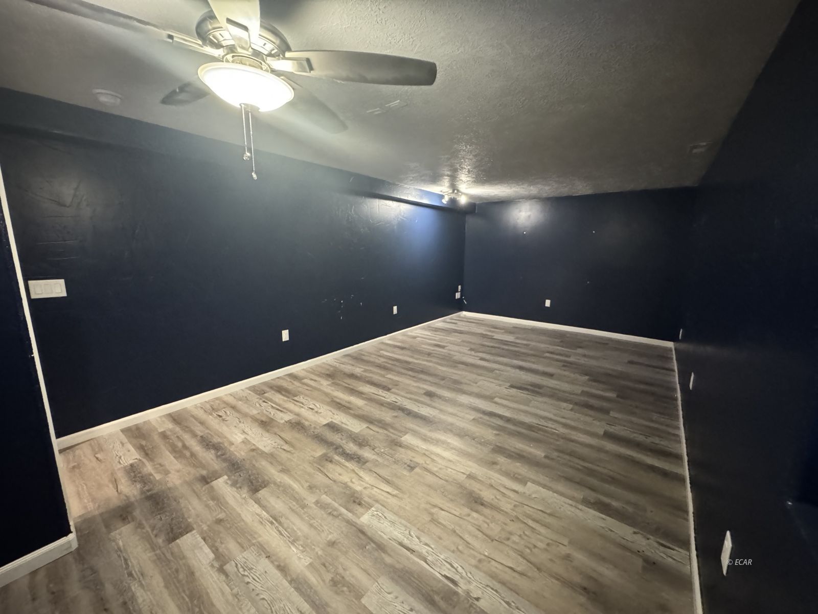 390 Oakshire Drive Property Photo 40