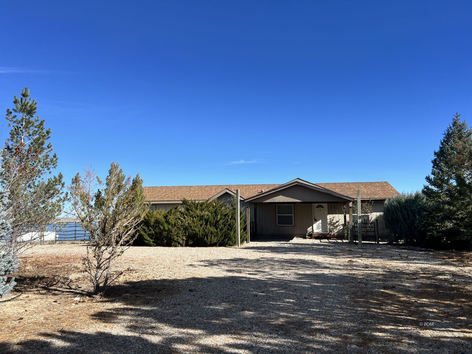 1353 Lakeview Drive Property Photo