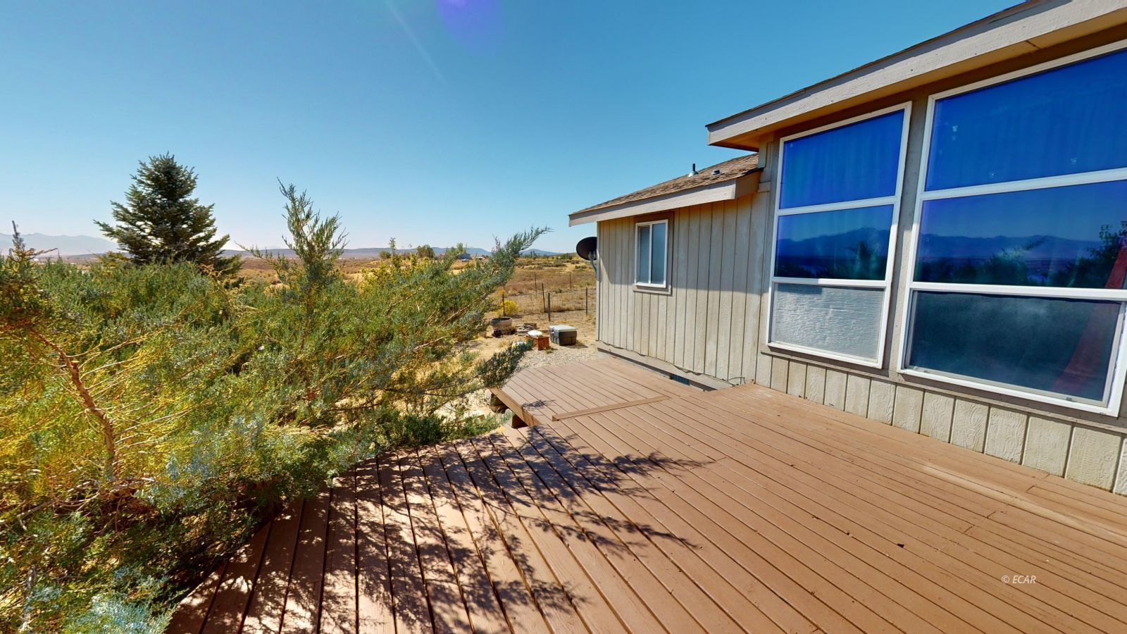 1353 Lakeview Drive Property Photo 4
