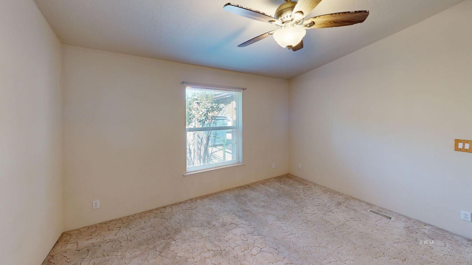 1353 Lakeview Drive Property Photo 25