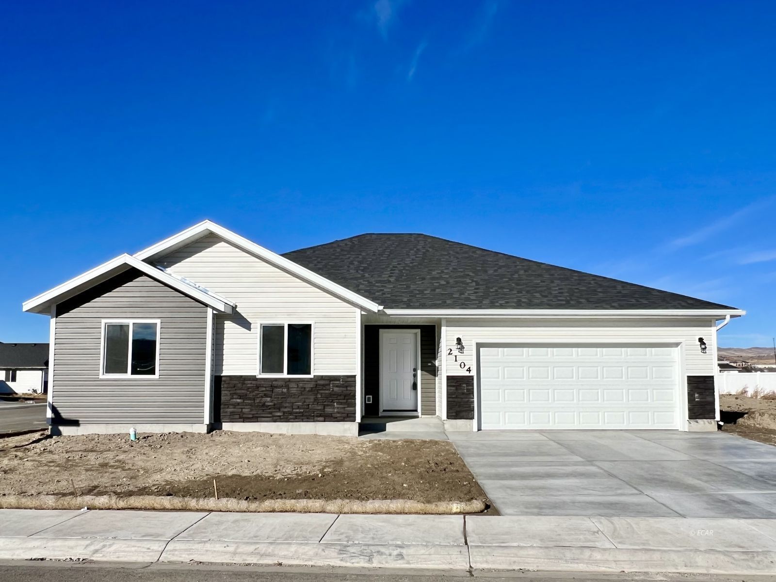 488 Flora Plaza Property Photo 1