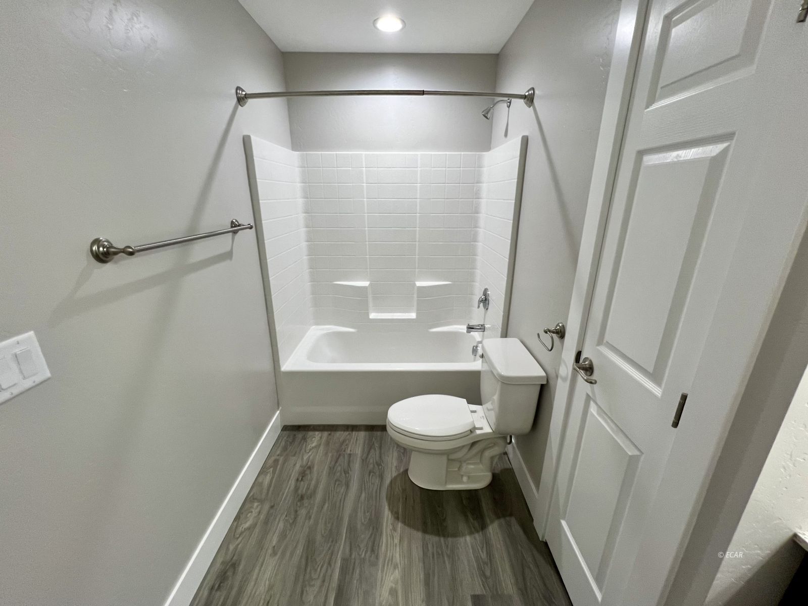 488 Flora Plaza Property Photo 17