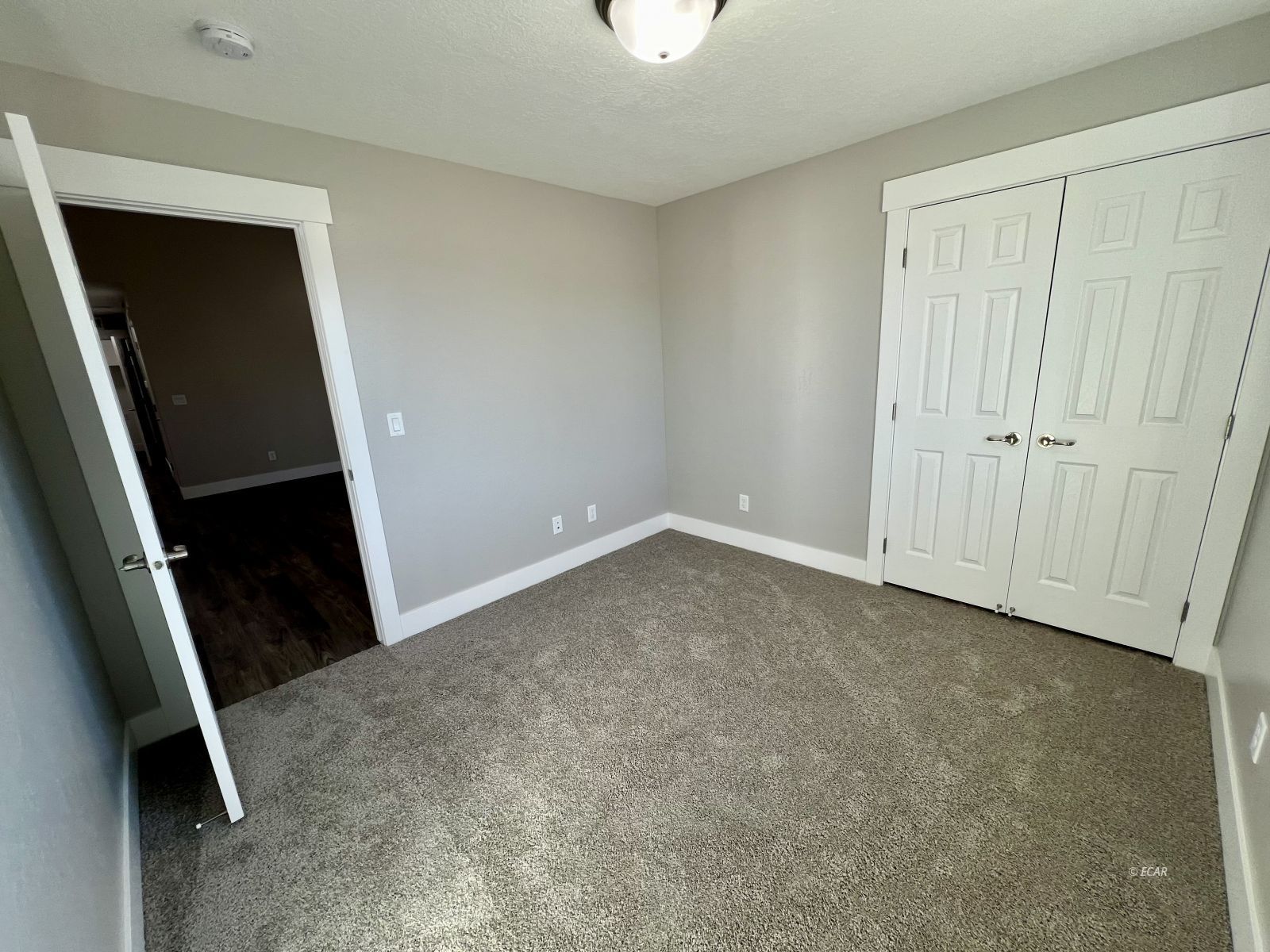 488 Flora Plaza Property Photo 19