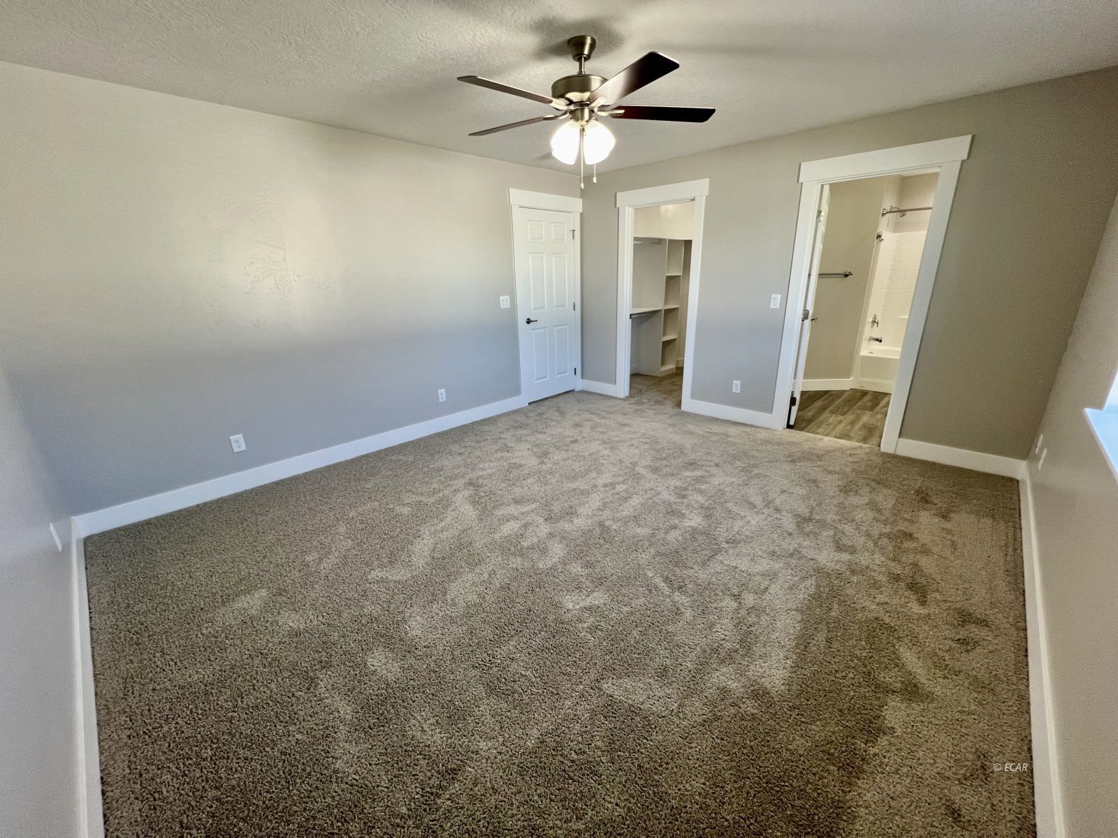 488 Flora Plaza Property Photo 22