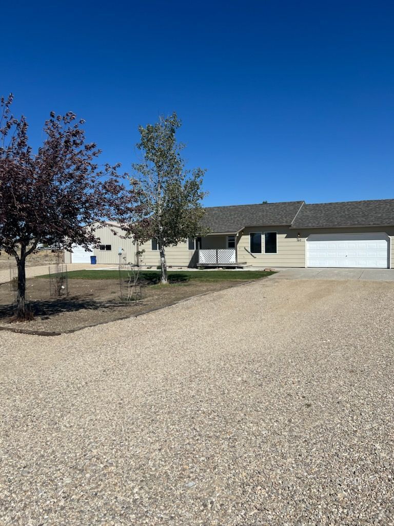 160 Bluecrest Drive Property Photo