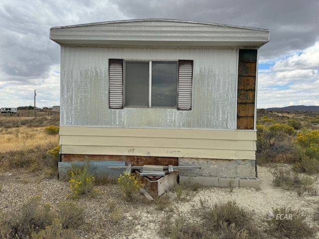 11031 Wood Avenue Property Photo 3