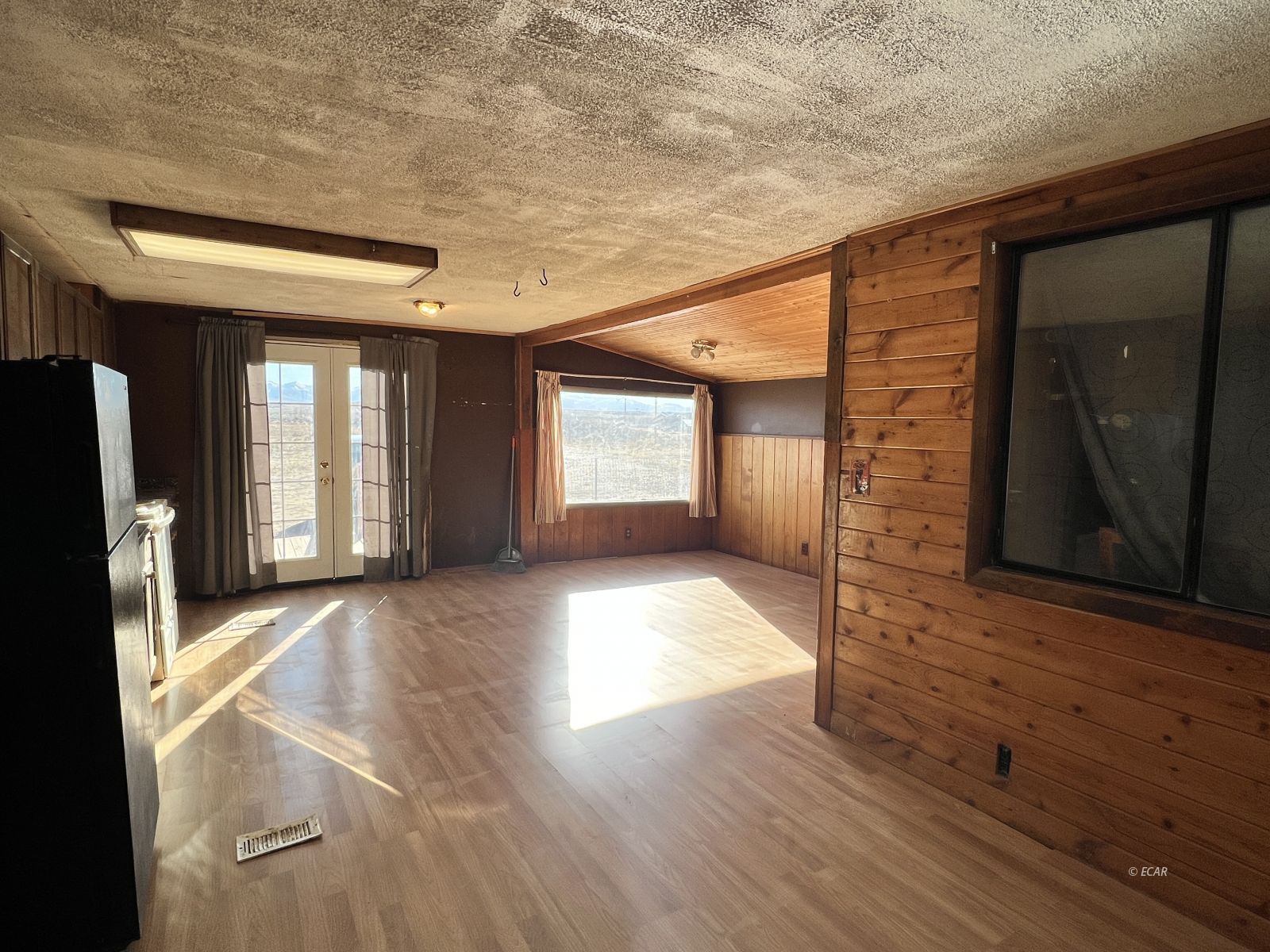 703 Meadow View Drive Property Photo 11