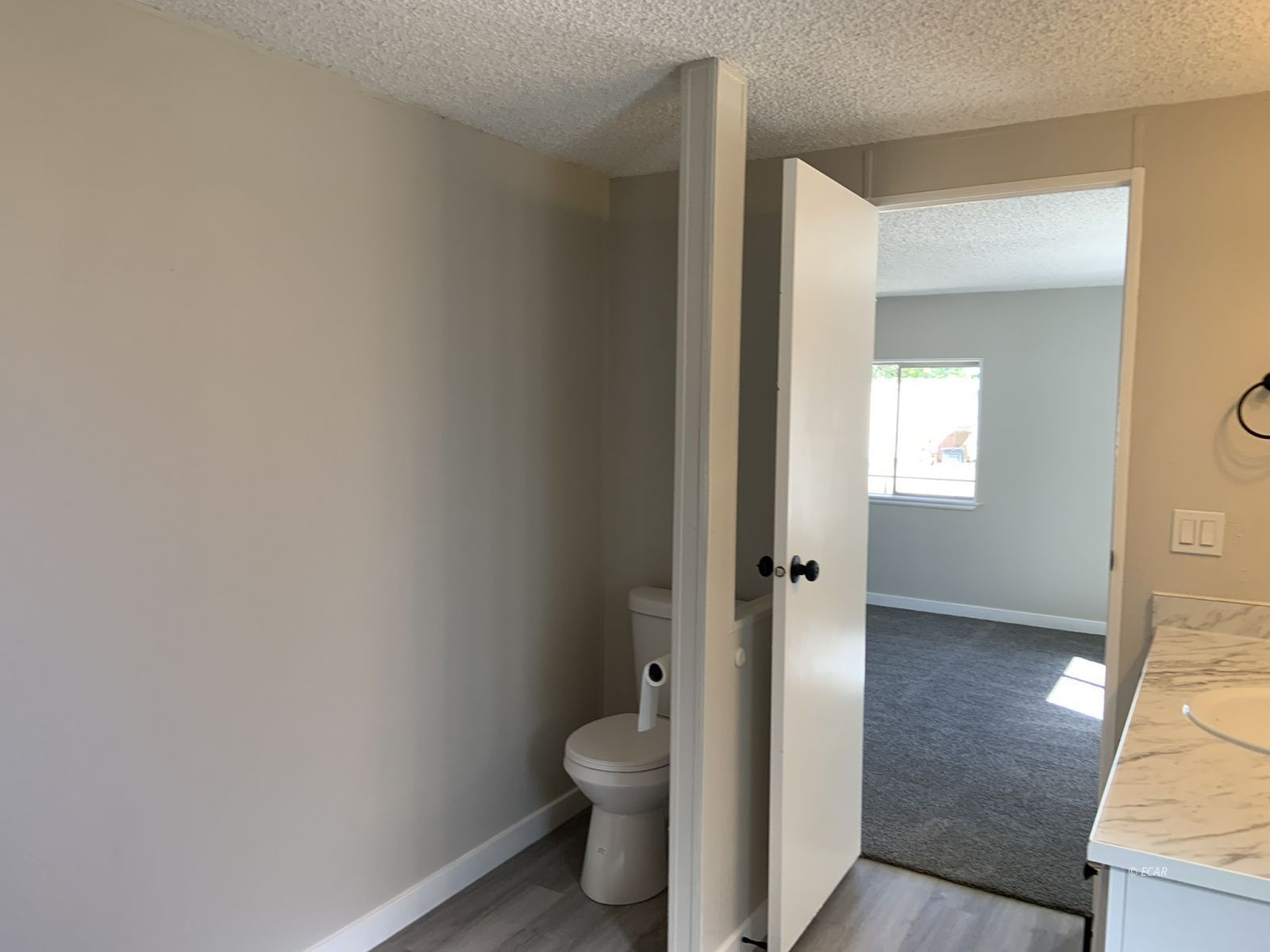 4105 Golden Circle Drive Property Photo 13