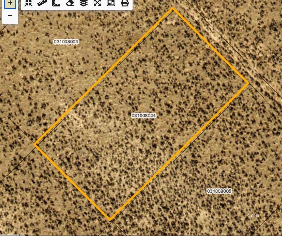 Sapphire Avenue Property Photo 2