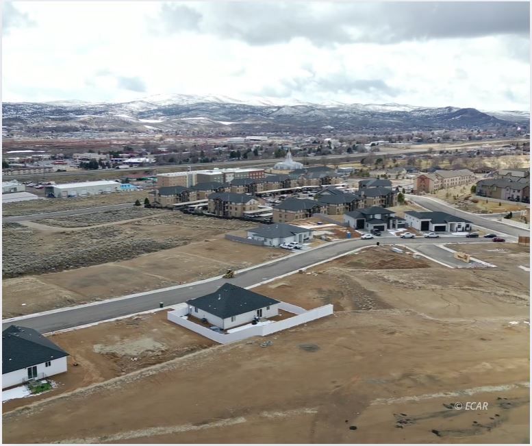 2682 Mesquite Way Property Photo 3