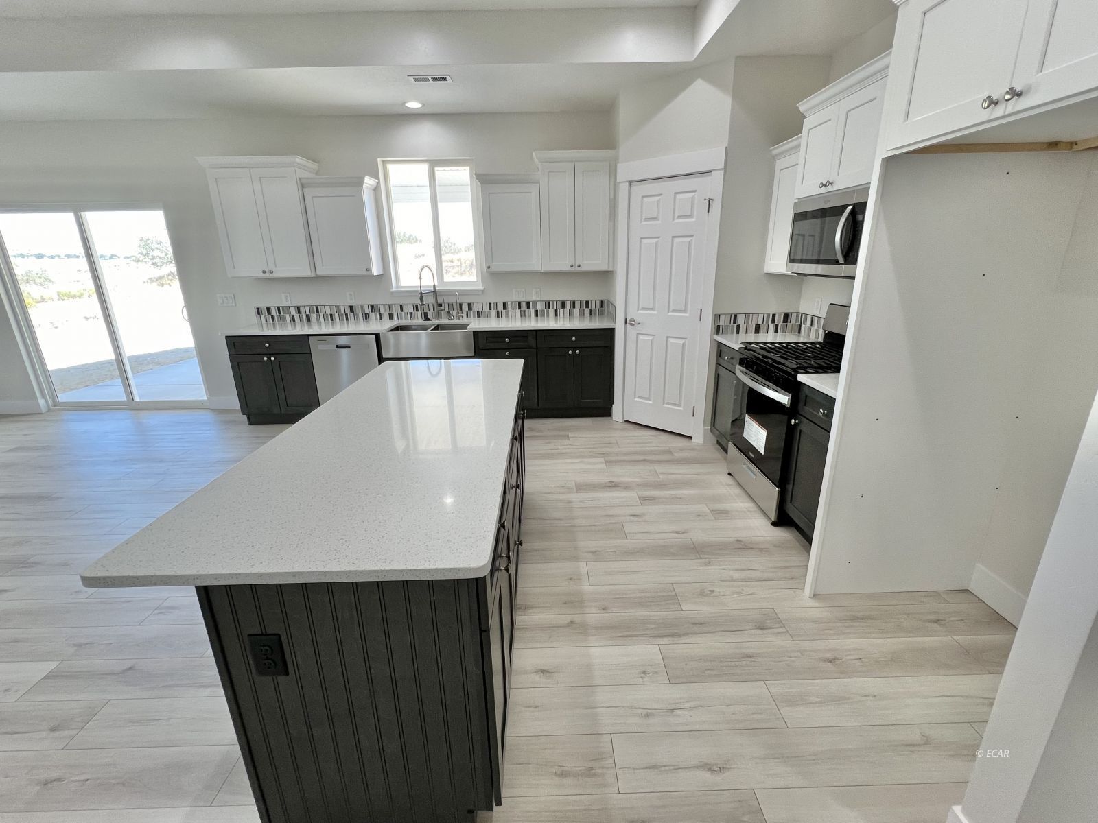 2686 Mesquite Way Property Photo 6
