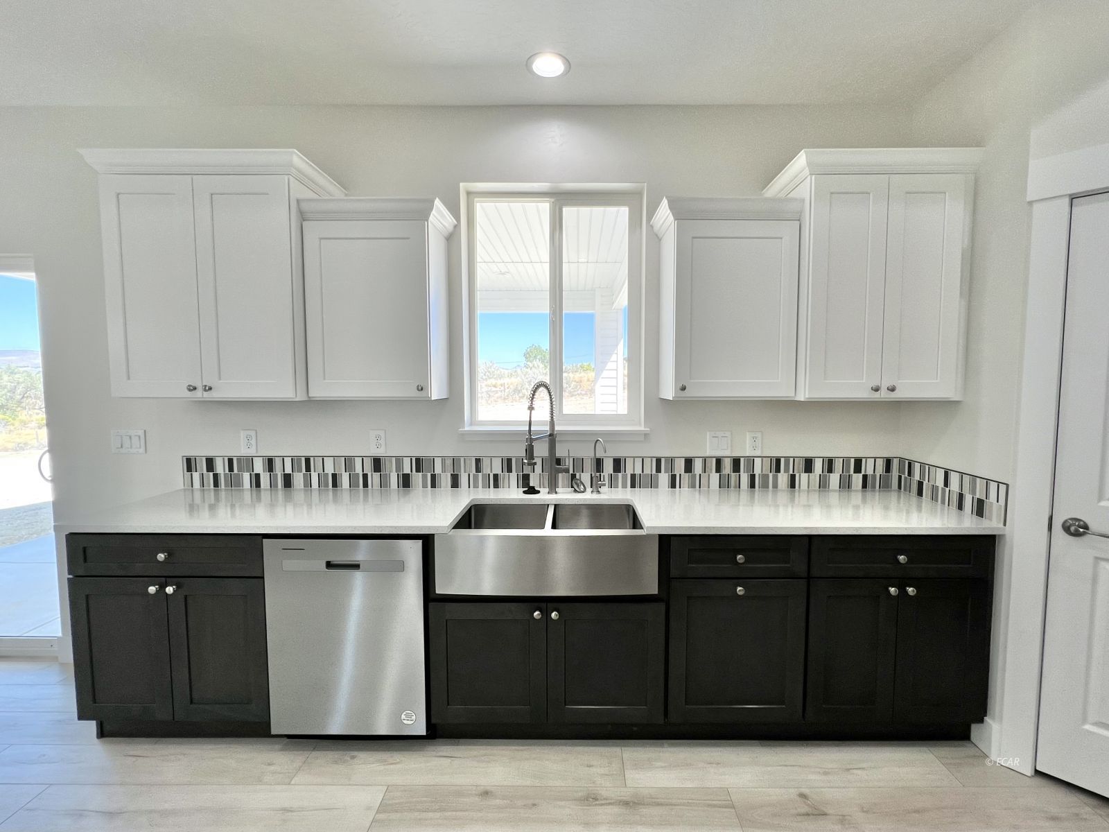 2686 Mesquite Way Property Photo 8