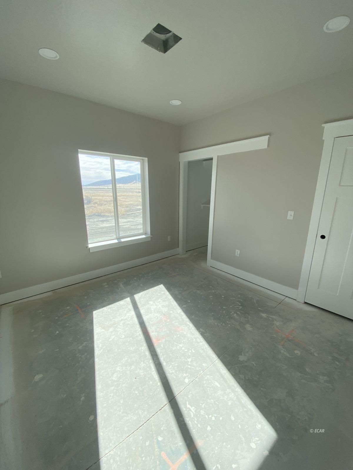 7648 Commercial Street Property Photo 5