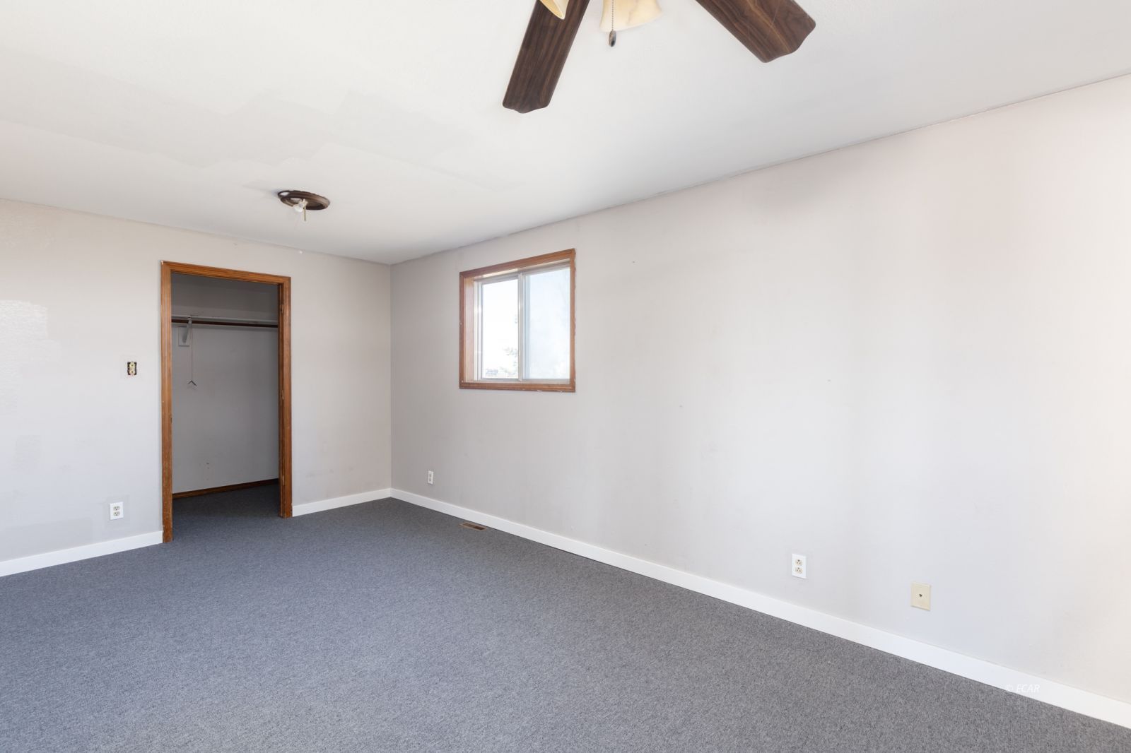 319 Blakeland Drive Property Photo 13
