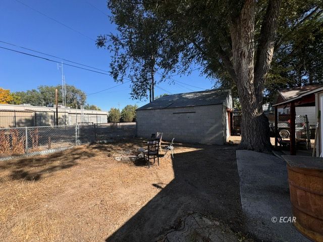 1945/1947 Manzanita Lane Property Photo 35