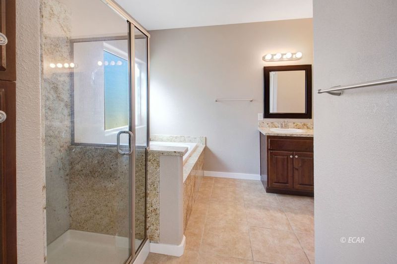 957 Blue Jay Drive Property Photo 30