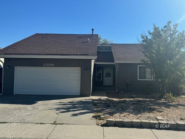 3306 Enfield Avenue Property Photo 2