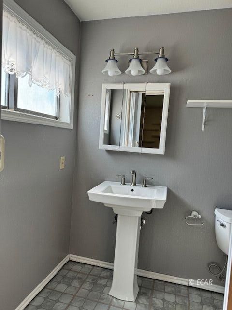 3306 Enfield Avenue Property Photo 20