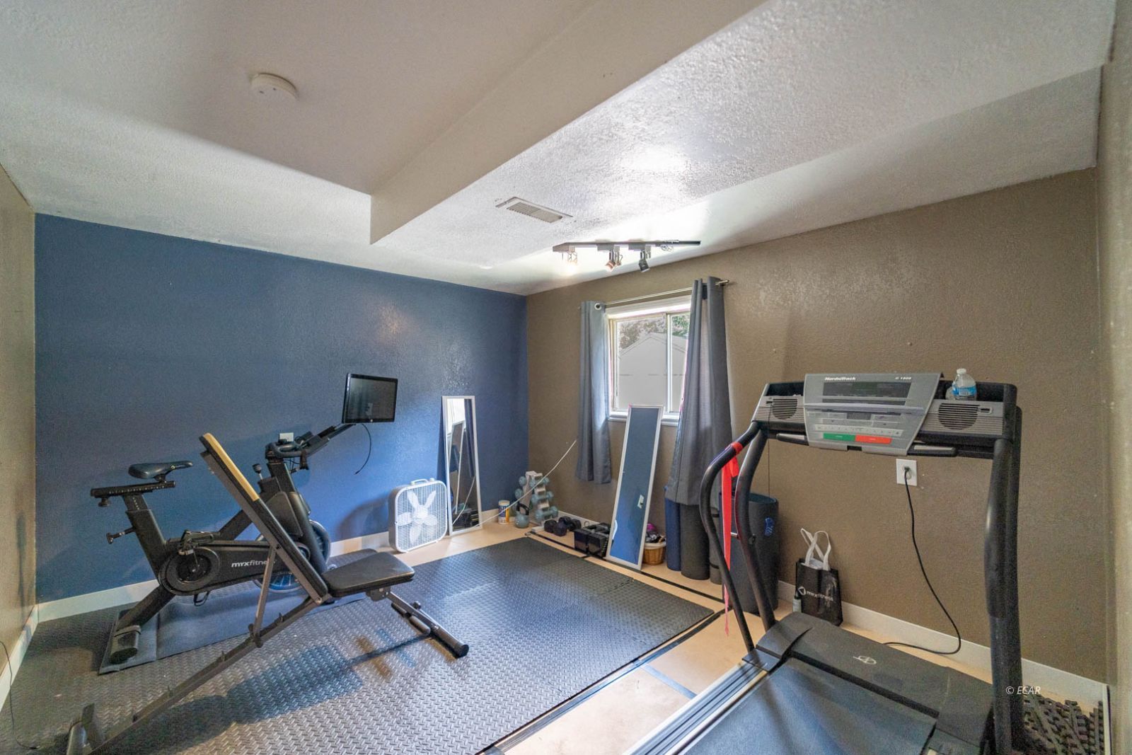 1609 Crestwood Drive Property Photo 39
