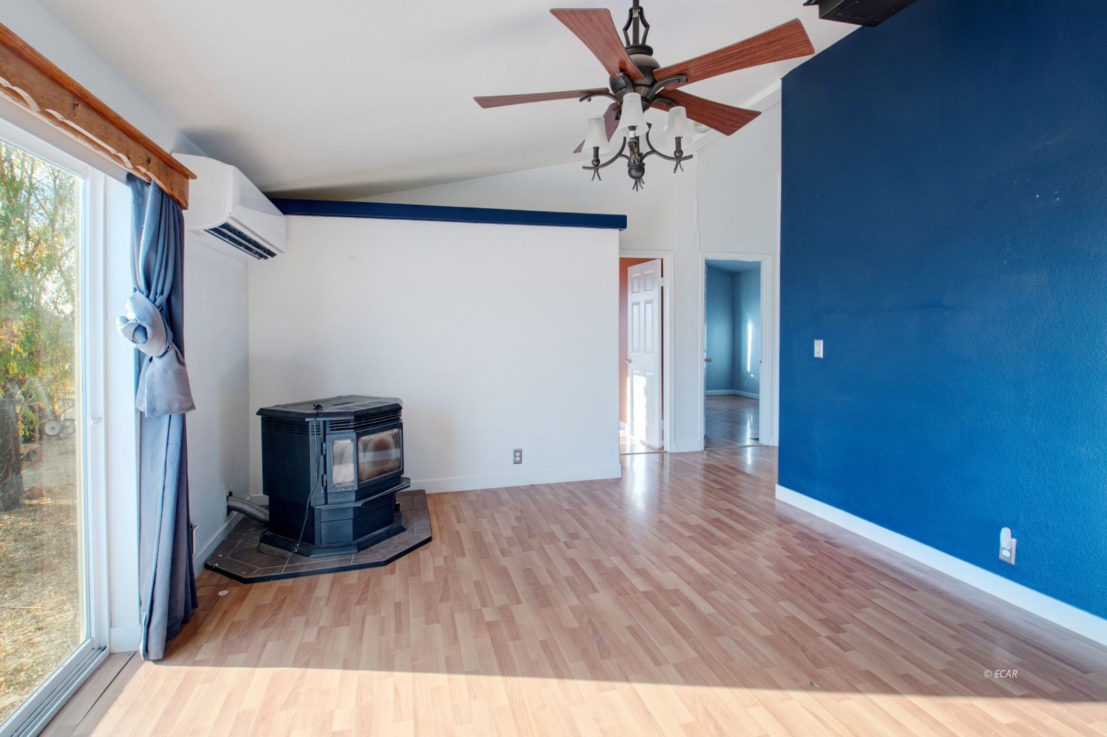 725 Diamondback Drive Property Photo 9
