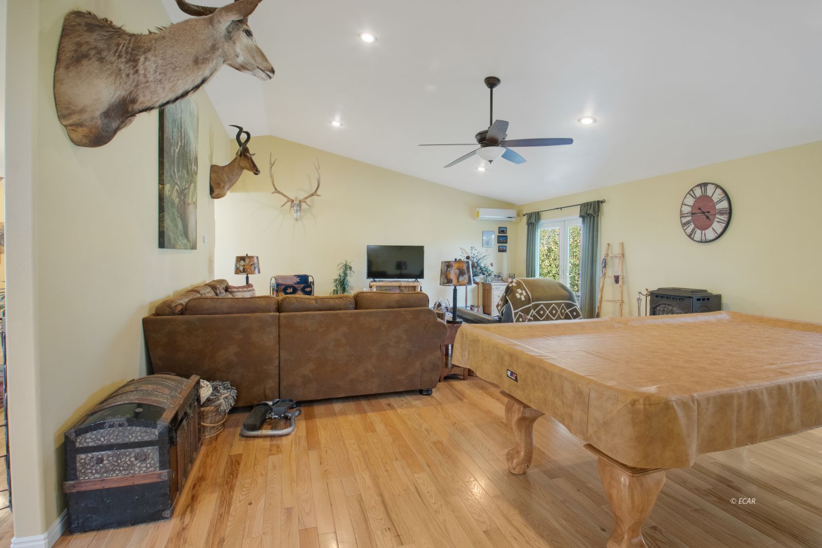 825 Aesop Drive Property Photo 9