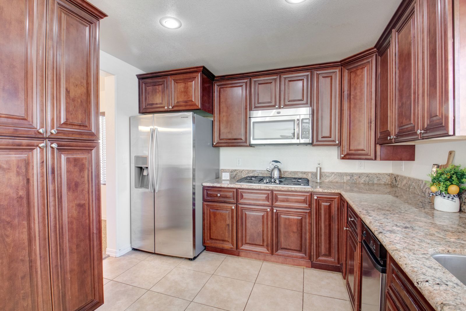 1860 Griswold Drive Property Photo 3