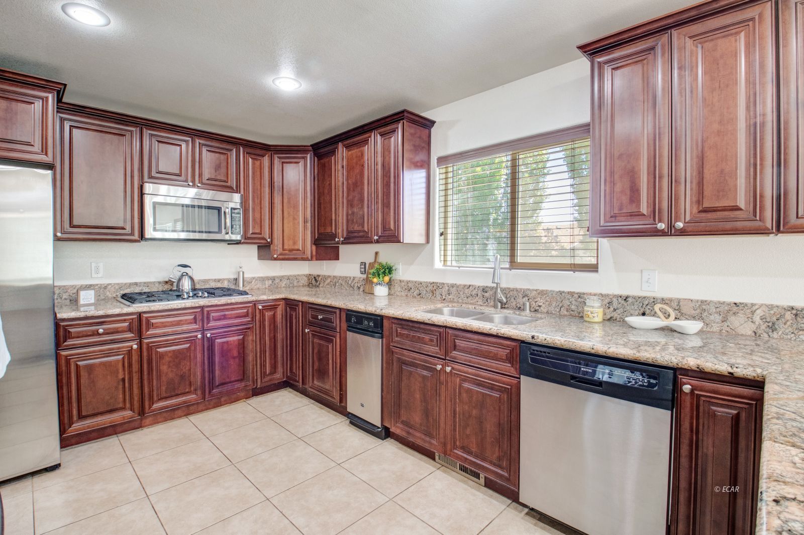 1860 Griswold Drive Property Photo 4