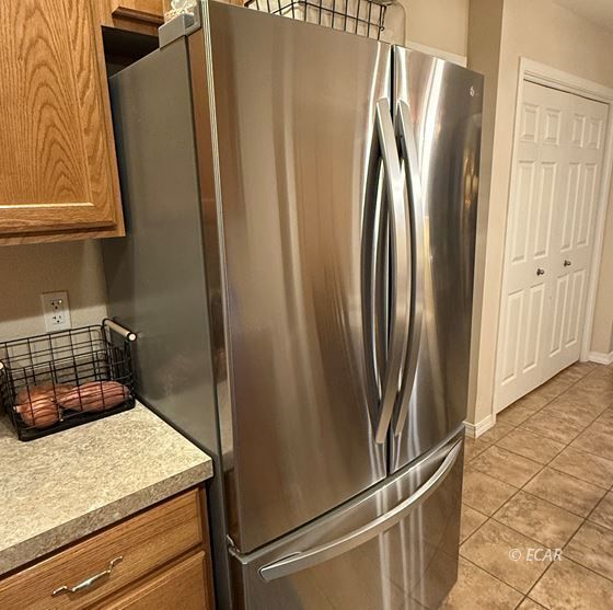 668 Baker Street Property Photo 25