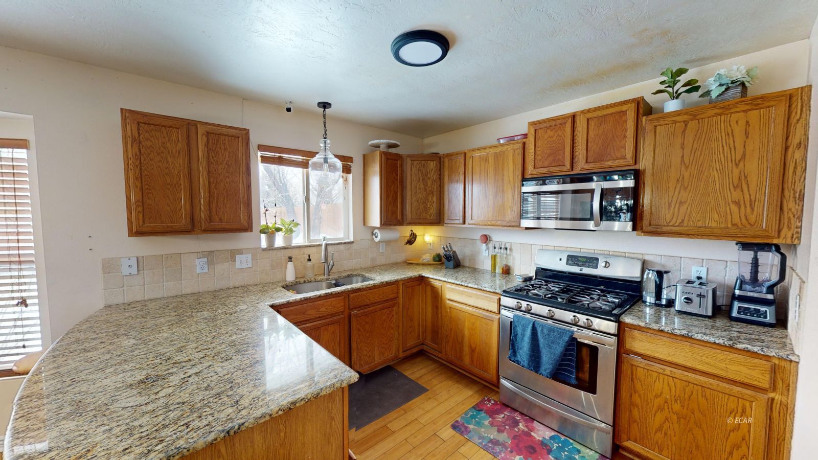 213 Rolling Hills Drive Property Photo 11