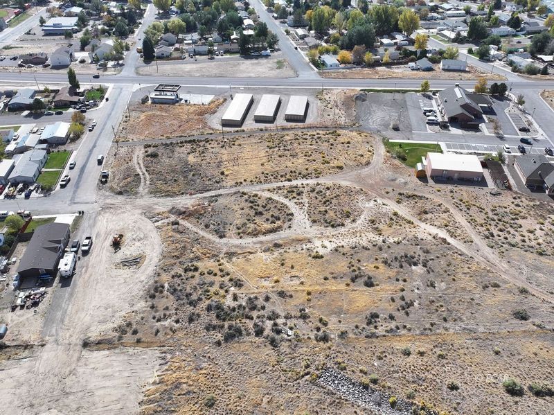 Elm Street Property Photo 3