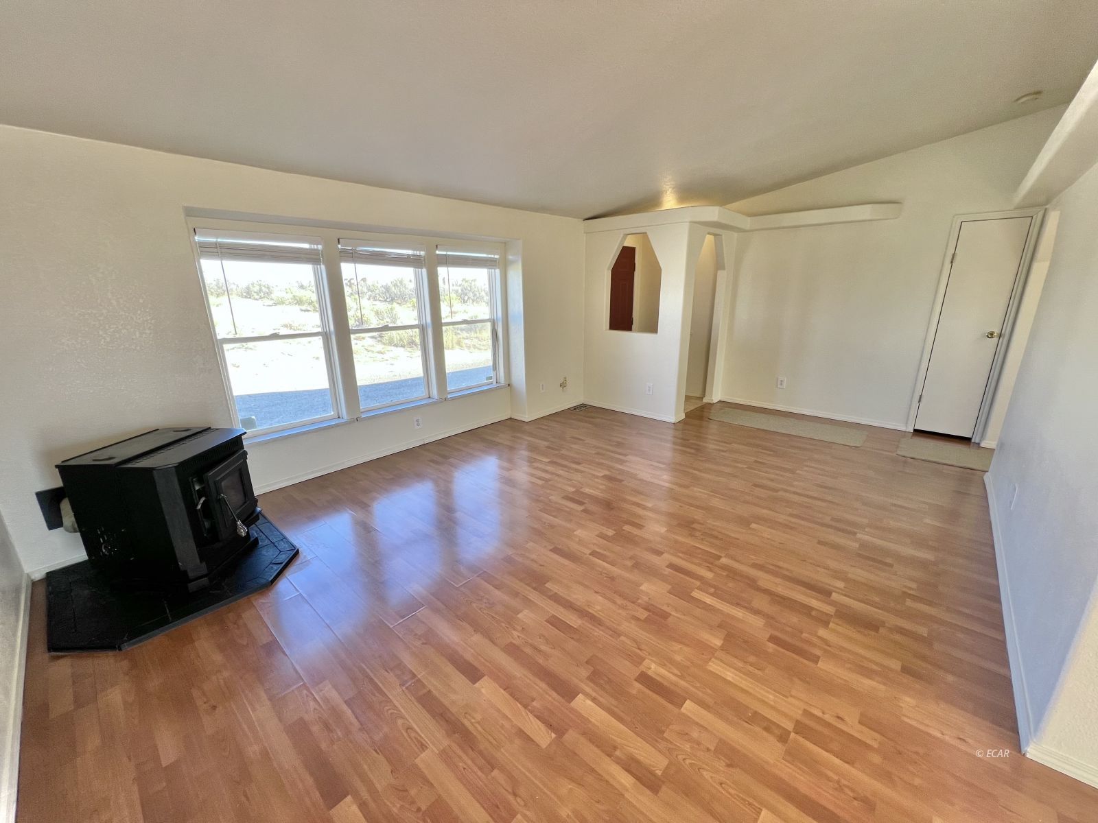 808 Abeyta Drive Property Photo 3
