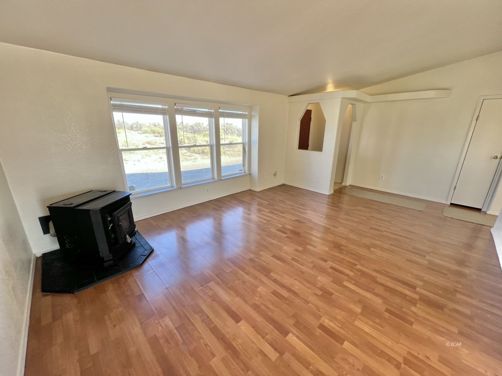808 Abeyta Drive Property Photo 7