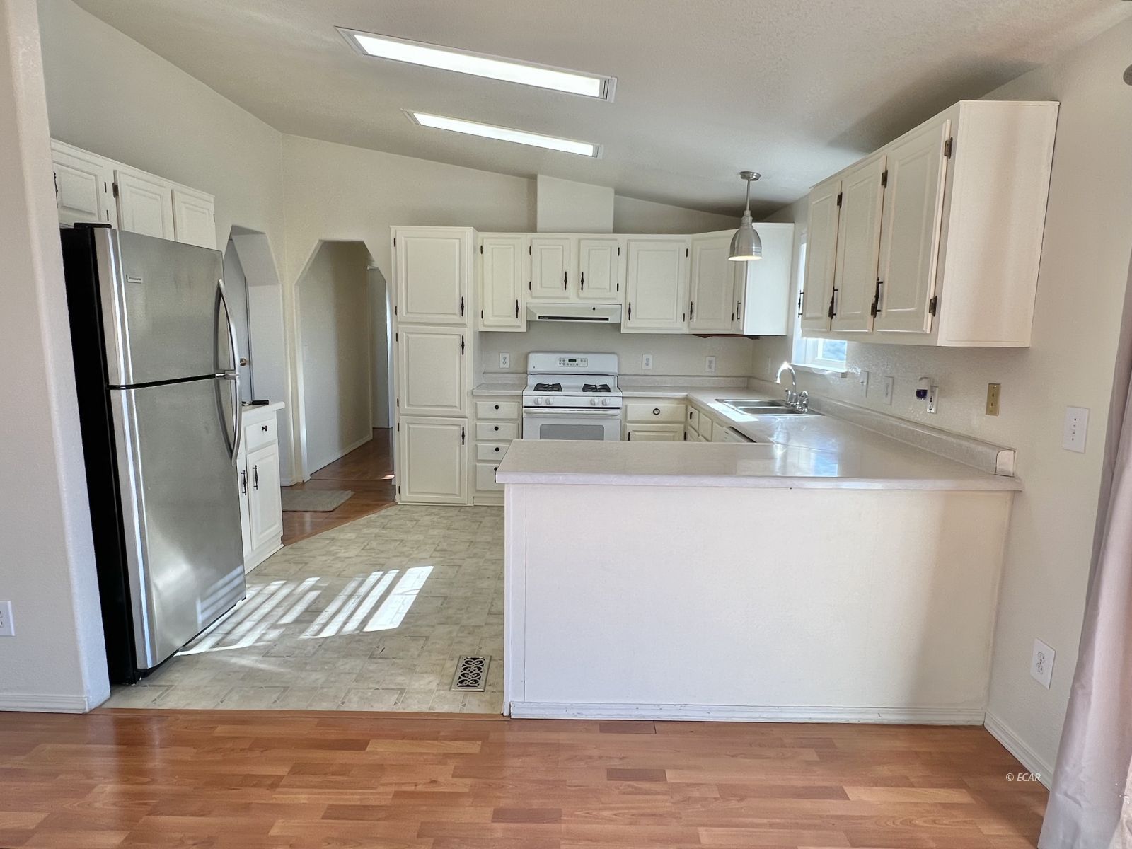 808 Abeyta Drive Property Photo 10