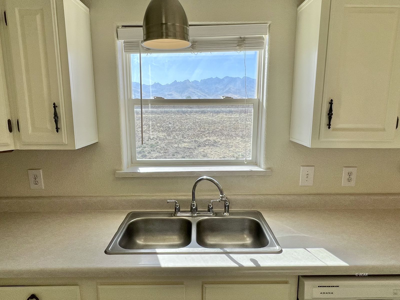 808 Abeyta Drive Property Photo 12