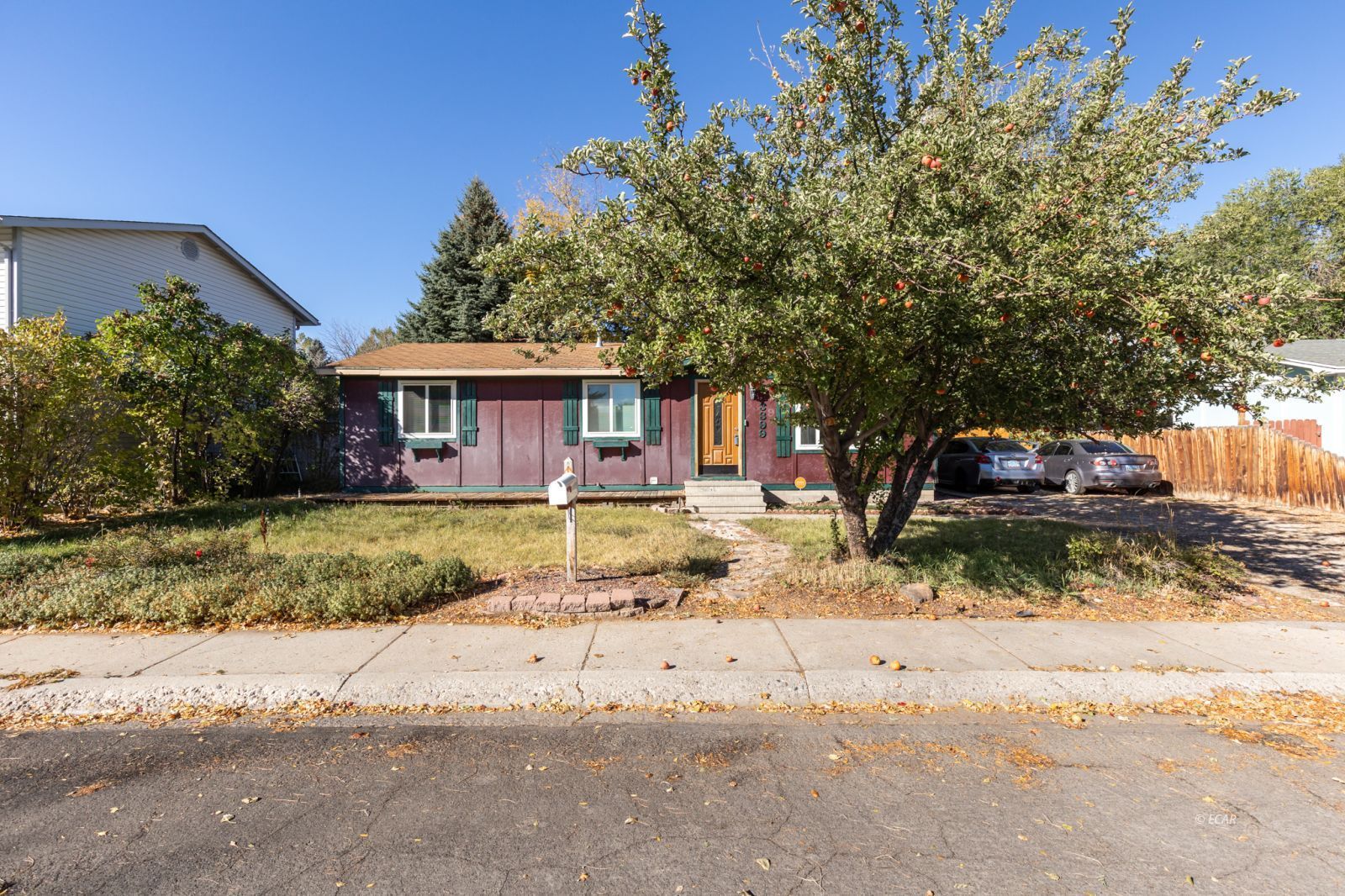 3399 Enfield Avenue Property Photo 4