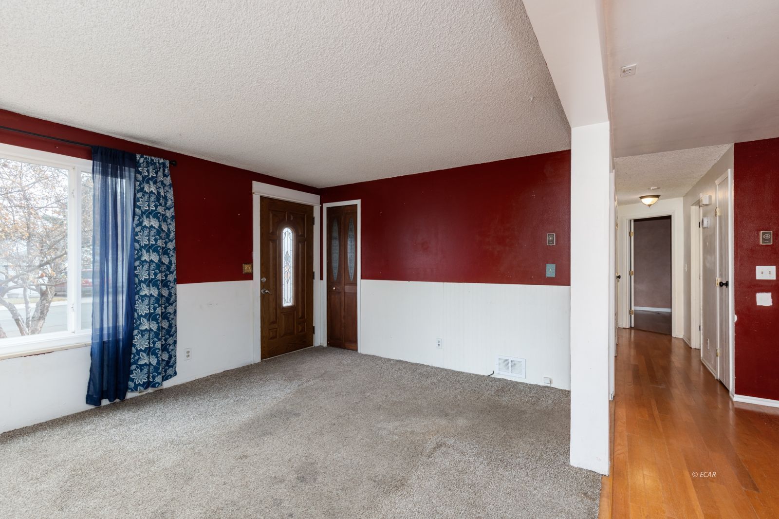 3399 Enfield Avenue Property Photo 6