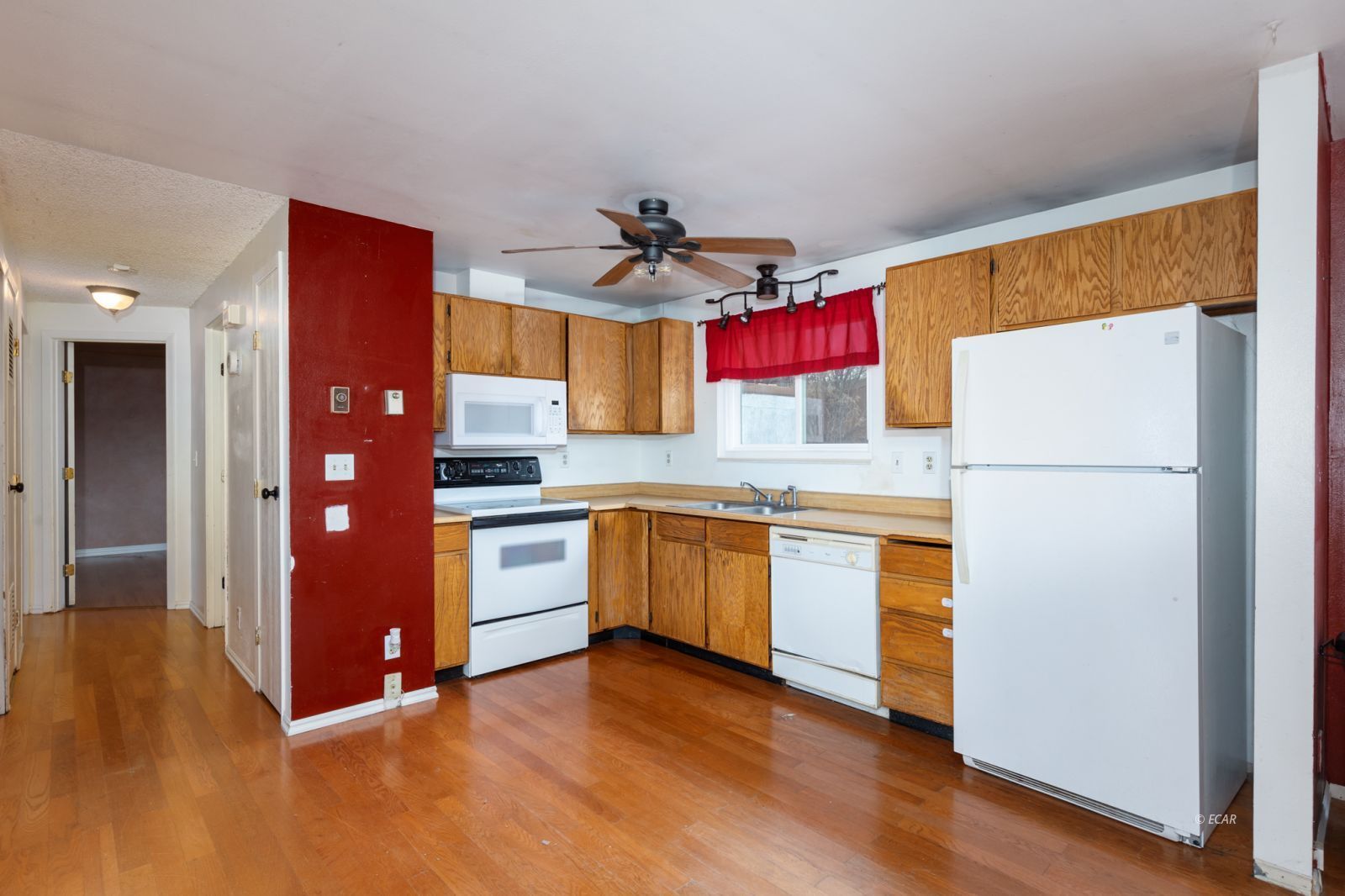 3399 Enfield Avenue Property Photo 11