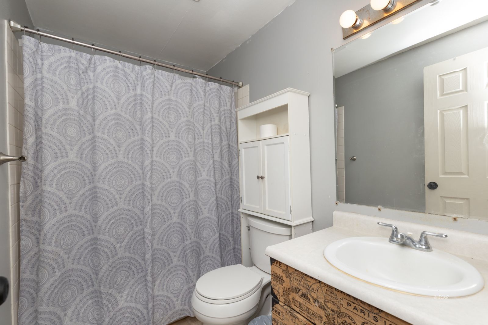 3399 Enfield Avenue Property Photo 18