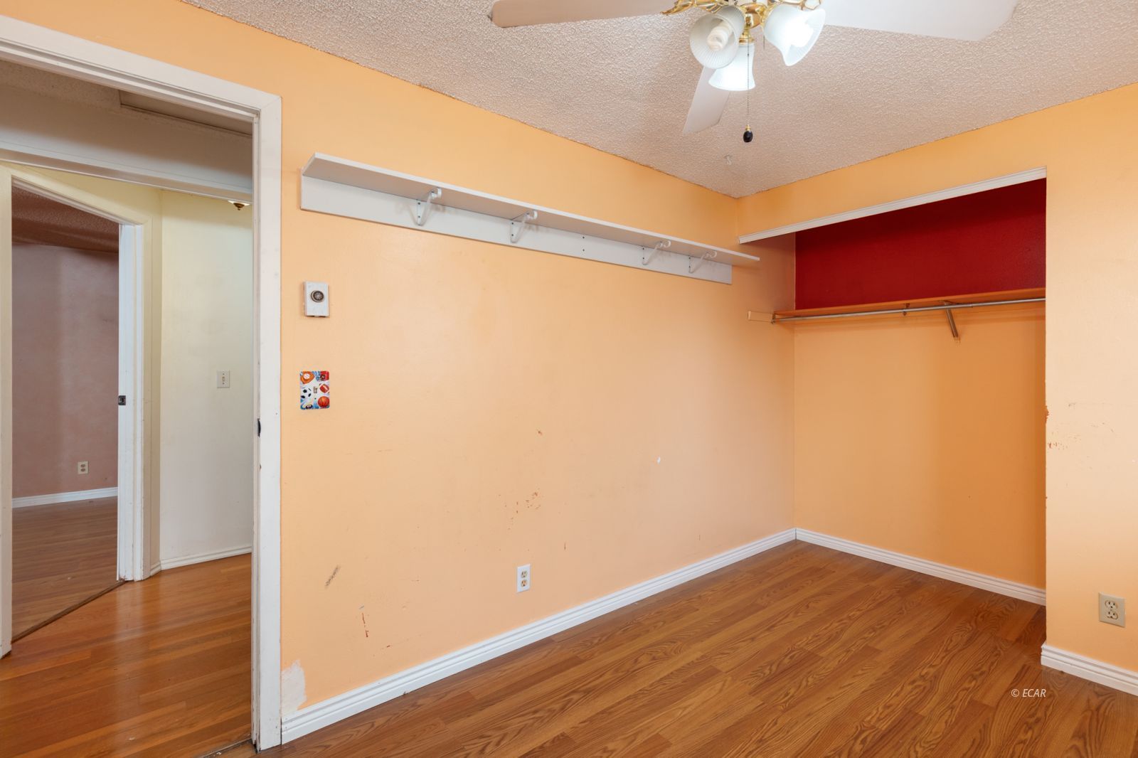 3399 Enfield Avenue Property Photo 20
