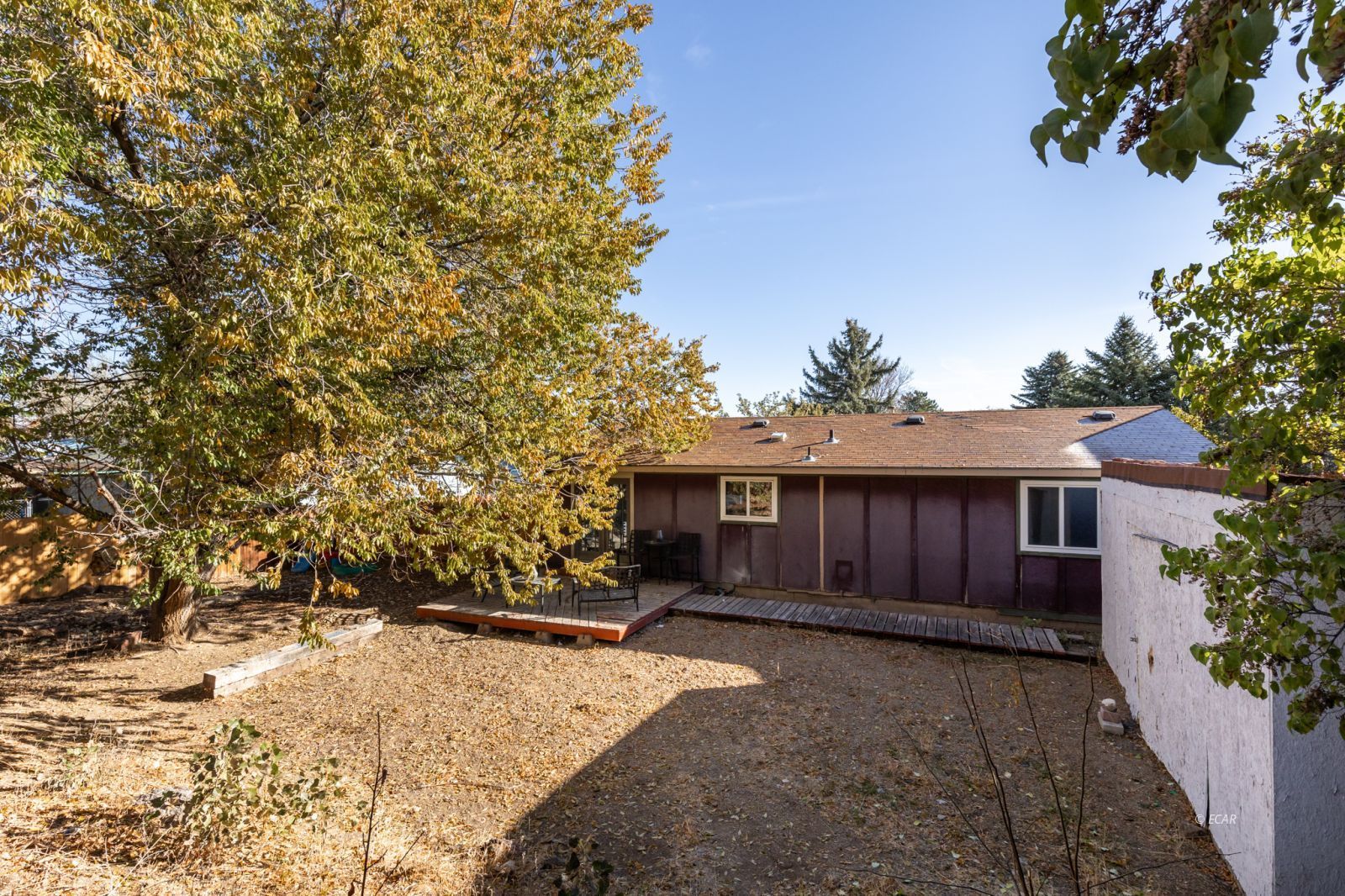 3399 Enfield Avenue Property Photo 27