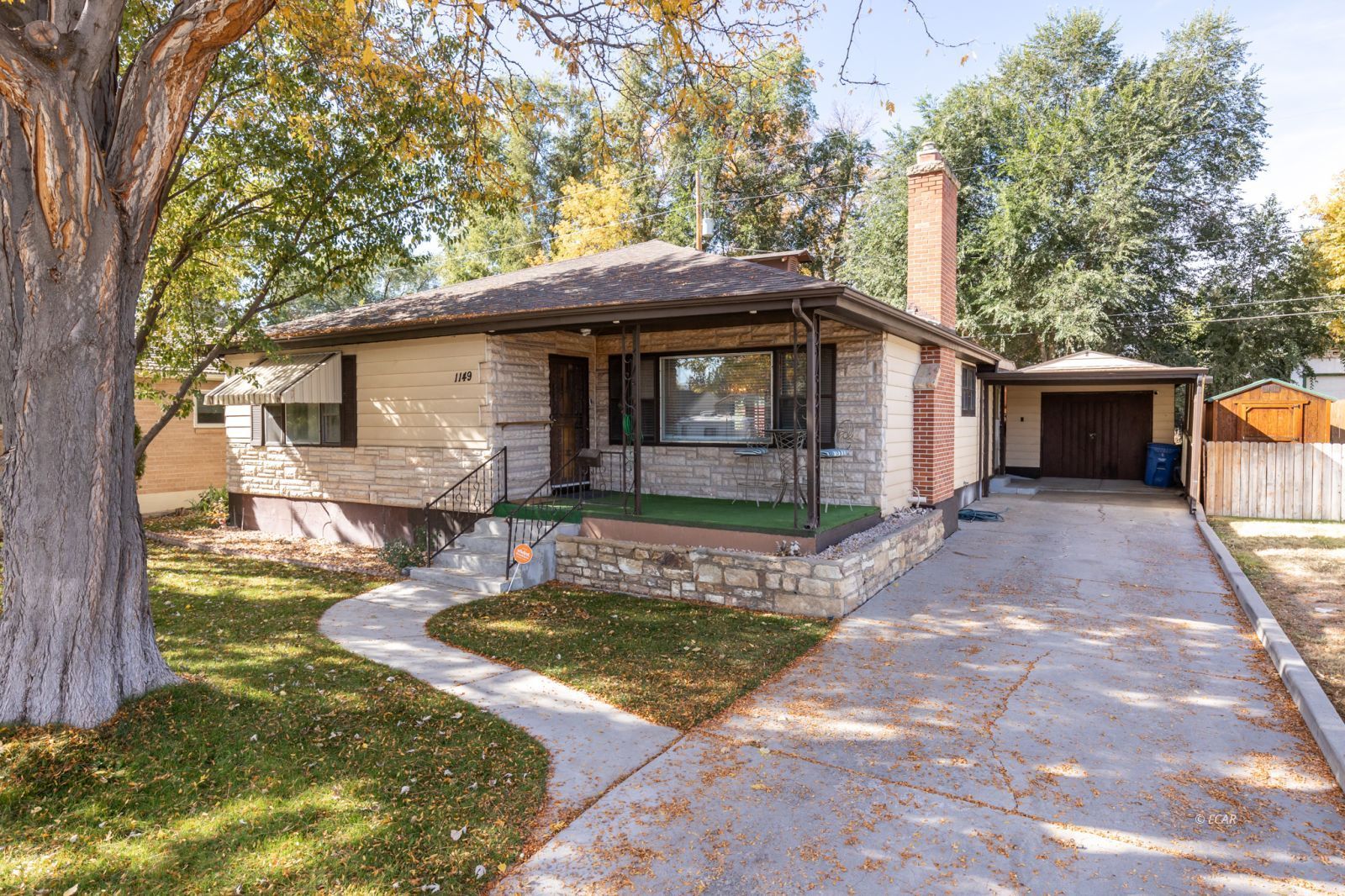 1149 Highland Drive Property Photo