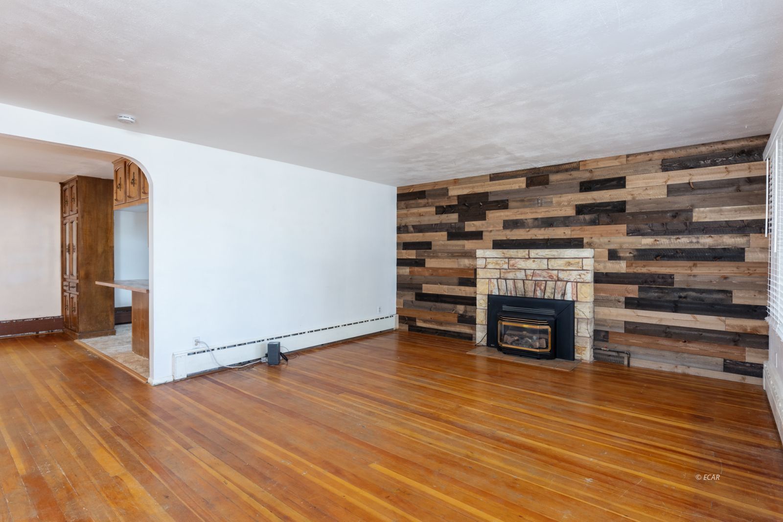 1149 Highland Drive Property Photo 6